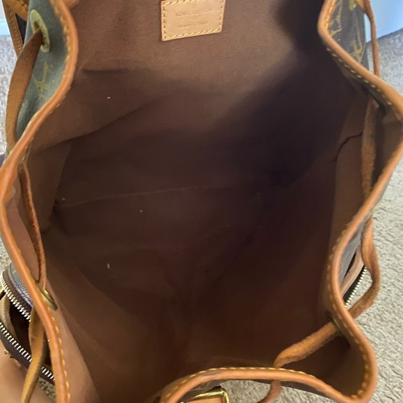 Louis Vuitton Bosphore backpack - Picture 7 of 11